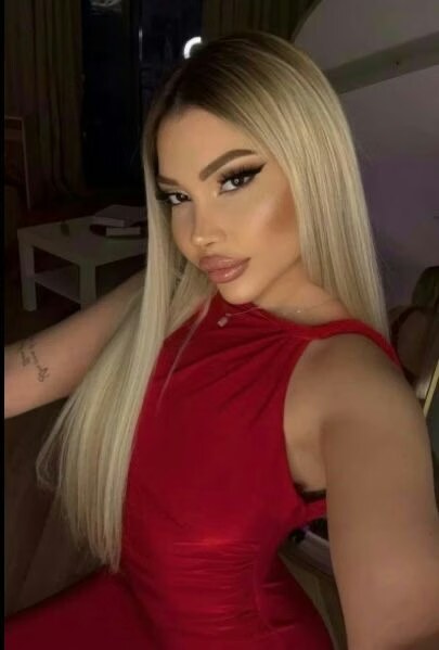 Mira ve Su BİREYSEL ÜNİVERSİTELİLER